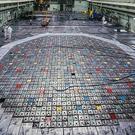 Chernobyl reactor cover,  Source: Screenshot 