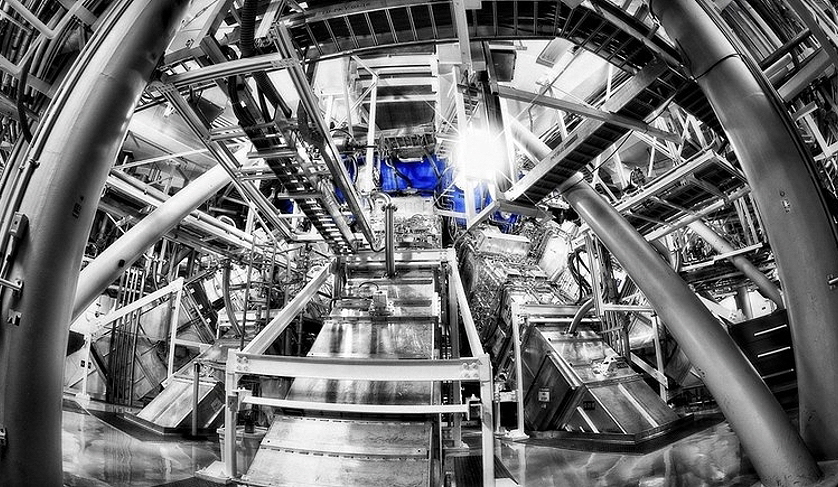 NIF target chamber view, source: screenshot